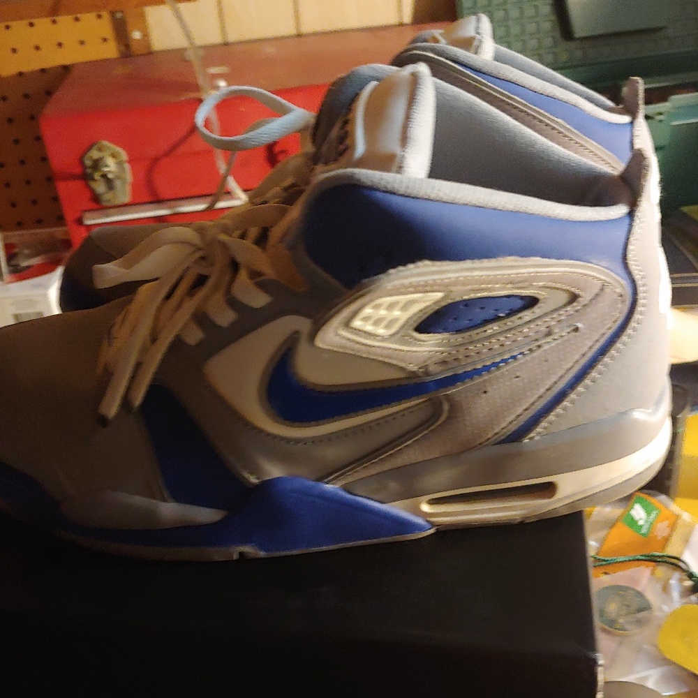 Nike flight